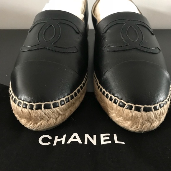 CHANEL BLACK LAMBSKIN LEATHER ESPADRILLES FLATS 38 - Picture 6 of 8
